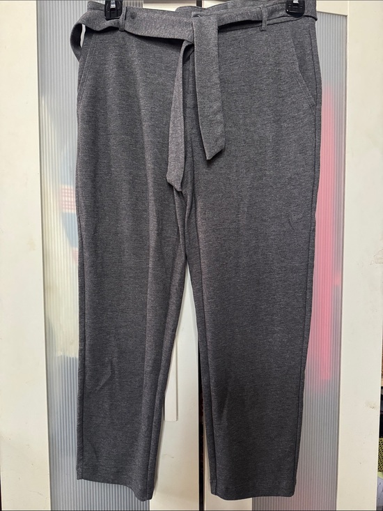 Banana Republic Pants - Banana Republic Charcoal Gray Tie-Belt Capri Pants